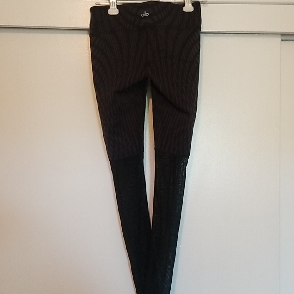 Alo mesh leggings